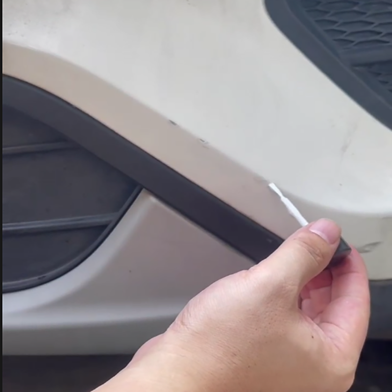 車の塗装傷修復タッチアップペイントキットスズキ ERTIGA - Car Accessories Ertiga のレビューと価格