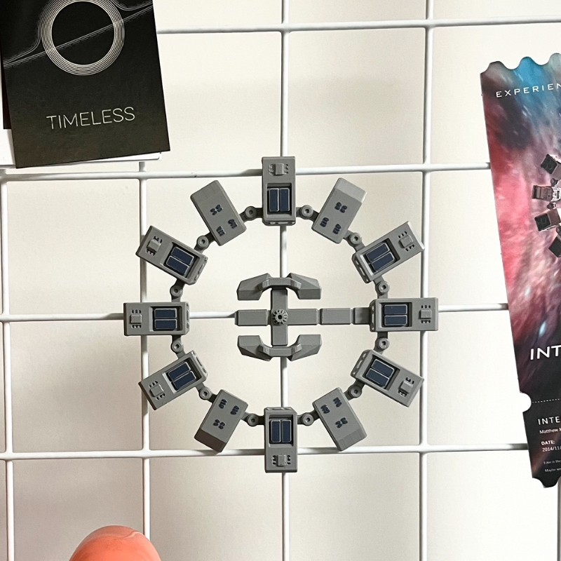 インターステラー・エンデュランス宇宙ステーション - 磁気冷 - Car Accessories Sticker のレビューと価格